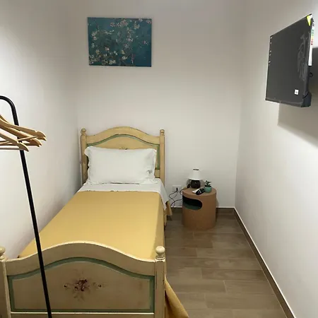 招待所 Maison L'amuri 4*